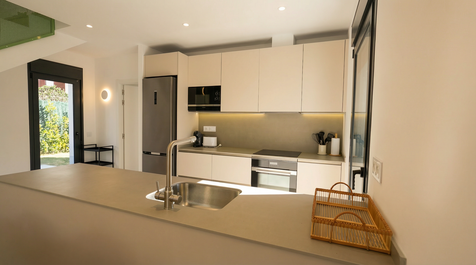 Villa Vela — Cocina americana de diseño